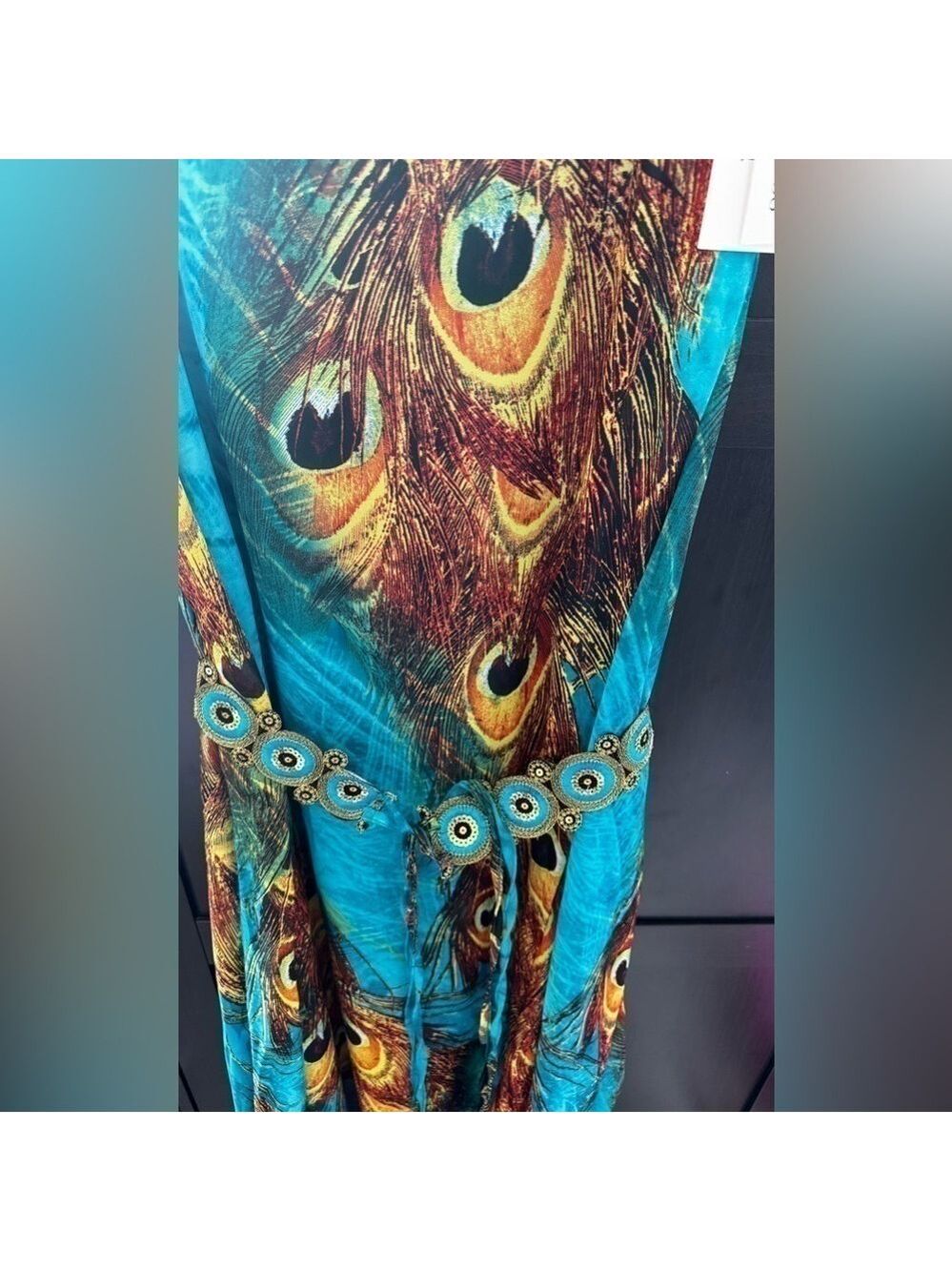 Women’s Maxie Dress beautiful peacock design! Comes with matching belt! Size XXL - Picture 3 of 8